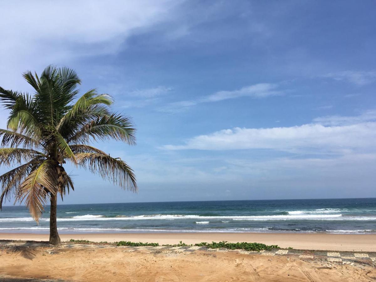 Chale Em Frente A Praia Салвадор Екстер'єр фото